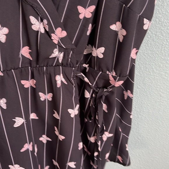 Torrid Faux Wrap Cami - Picture 8 of 13